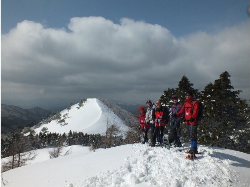 [岡山-Emeishan]令人嘆為觀止的連續觀點！ ！ Tsu Kuroyama雪上徒步·冒險縱向攀登の紹介画像