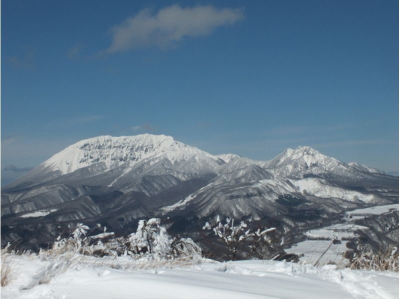 [Okayama Hiruzen] look at the Oyama south wall and Hiruzen plateau! Mihirayama snowshoe climbingの紹介画像