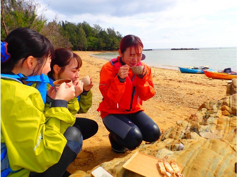 [沖縄&middot;十萬Shukawa]紅樹林皮艇☆完全保留☆從亞熱帶叢林到大海的偉大冒險！僅限11月至6月の紹介画像