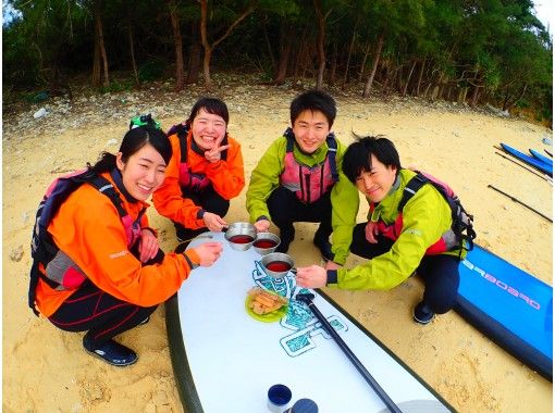 沖縄 恩納村 癒し アクティブでたっぷり2時間 防寒着レンタルあり Supクルーズ アクティビティジャパン