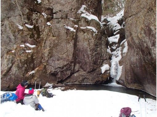 栃木 奥鬼怒 秘湯を求めて 奥鬼怒スノートレッキング 雪見風呂ツアー アクティビティジャパン