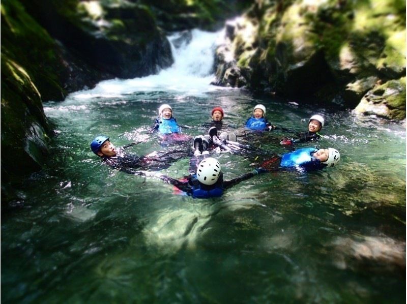 [Tokyo / Okutama] Half-day Canyoning! Integrated with Nature! Hot shower facilitated!