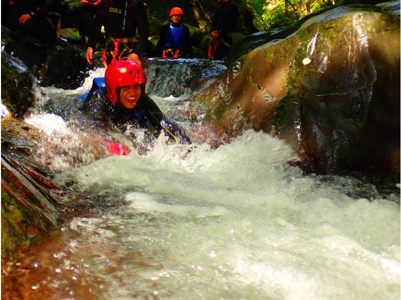 [Tokyo / Okutama] Half-day Canyoning! Integrated with Nature! Hot shower facilitated!