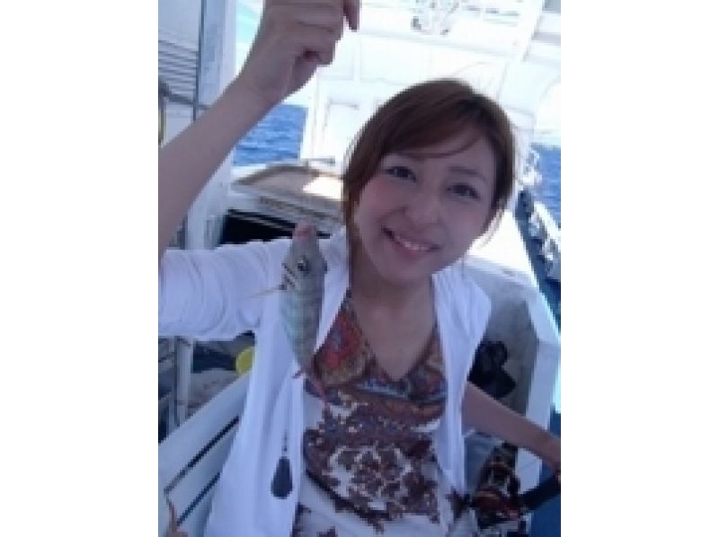 [โอกินาว่า อิชิกากิ] สนุกไปกับการตกปลา! สัมผัสประสบการณ์การตกปลา [ยินดีต้อนรับสู่คนแรก! ]の紹介画像