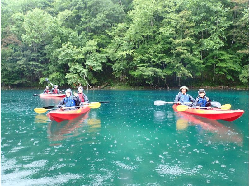 【北海道・支笏湖】手ぶらでOK！（春・夏）底が透明なクリアカヤックで、水質日本トップクラスの湖・川の美しさを体感！ツアー写真無料の紹介画像