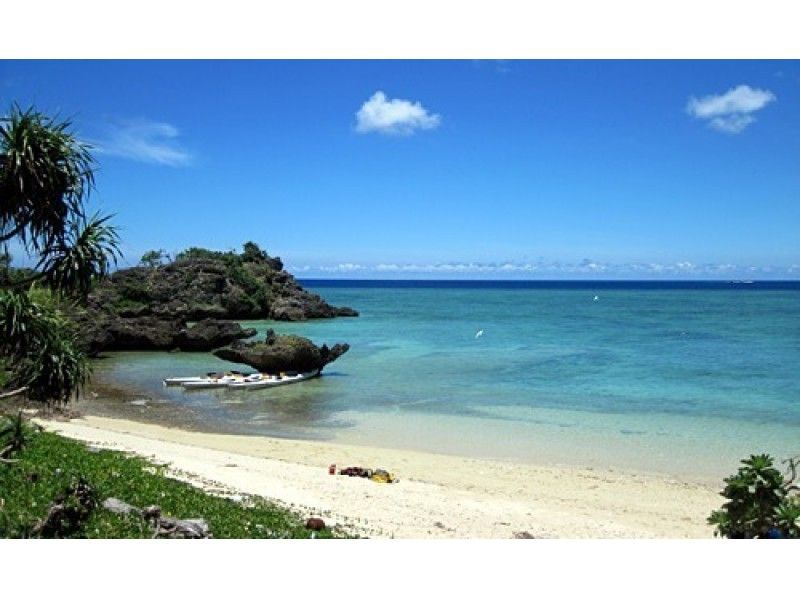[Okinawa Iriomote] Fune浮-Mizuochi Falls & Ida of beach tour ★ sea kayak tourの紹介画像