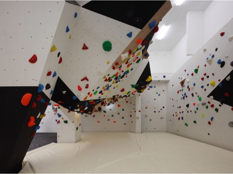 [Osaka, Kita-ku] Children are bouldering debut! Parent-child starter pack (parent and child beginner experience)の紹介画像