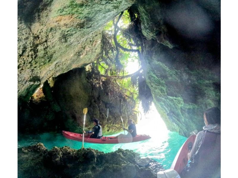 【沖縄・伊良部島】～巨岩の森アドベンチャーカヤック～  　　年齢制限無し！家族みんなで３つのエリアを大冒険ア♪の紹介画像