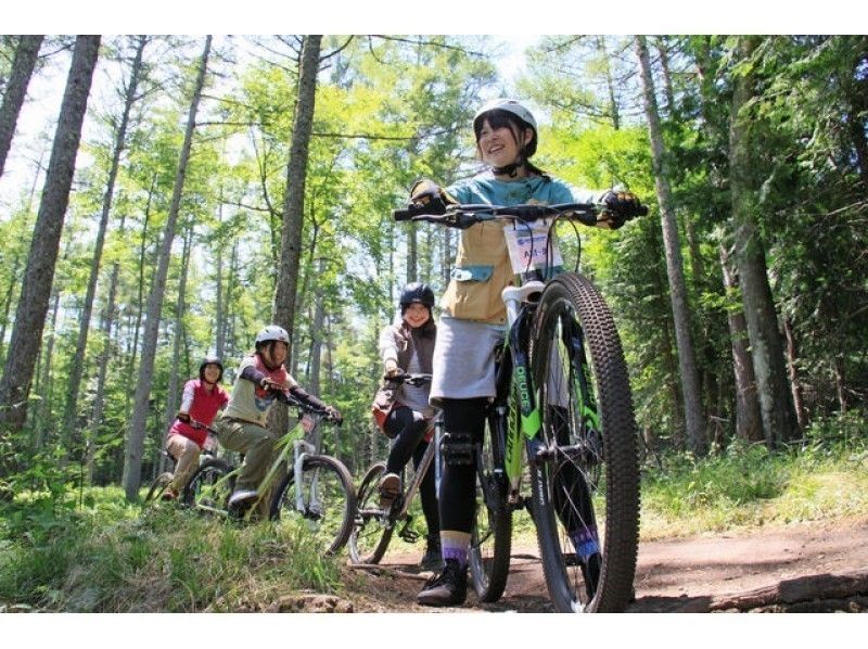 2 hand mountain bikes