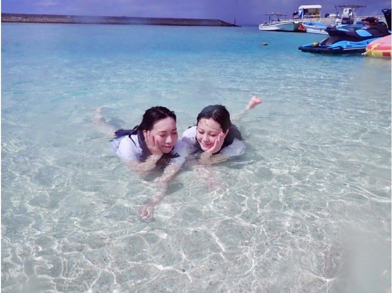 [Departing from the north, landing on Minna Island] Paradise just 15 minutes from the main island! Exciting boat snorkeling & one-day beach tour ★Full of great benefits & round-trip boat ticket included★の紹介画像