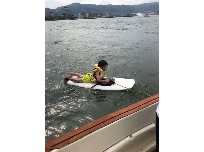 [滋贺·琵琶湖]滑水板冲浪体验计划！の紹介画像