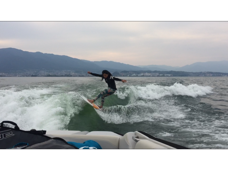 [Shiga ・ Biwako] Leisure pack [banana boat &Wake surfing Experience]の紹介画像