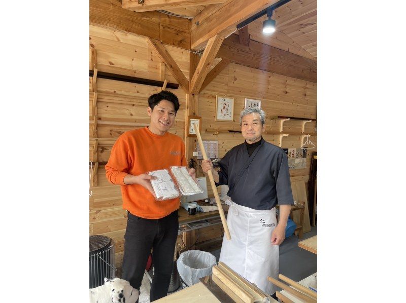 【오사카・사카이】 가족과 커플로 또는 친구로! 맨투맨 체험 교실! 메밀 국수 만들기 체험 (2 명까지)の紹介画像