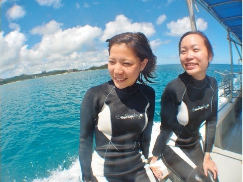 [Okinawa ・ Nago City] The first person is also safe and secure! Experience by boat Divingの紹介画像