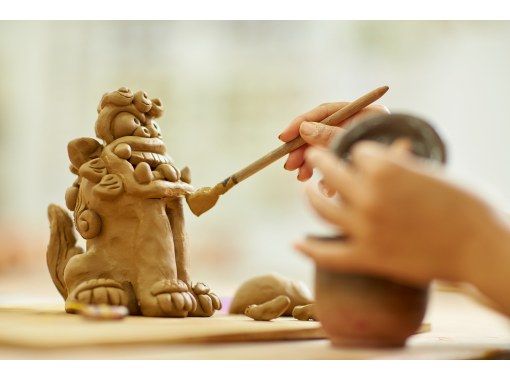 中国美術 職人手作リ陶製青茶獅子觀音像緣起物 榴木台付 高47cm X 23cm 小叶紫檀| 御龙观音大尺寸实心老料，整木手雕造像。刀法娴熟流畅，观音