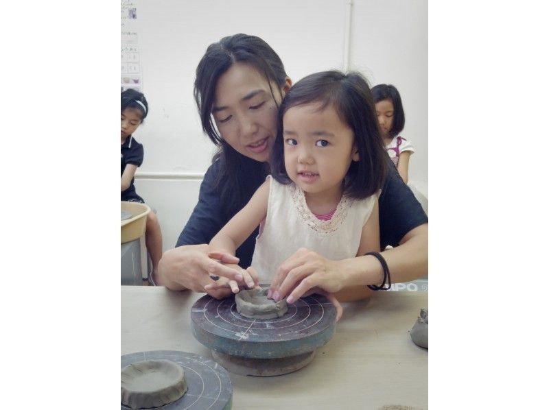 【東京・赤羽橋】親子体験10％OFF！小さな陶芸家集まれ！子ども電動ろくろ陶芸体験、当日予約OK!の紹介画像
