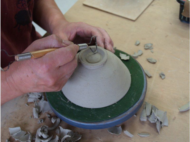 [Kanagawa] Three-time trial pottery plan in Yugawara! A full-scale experience course where you can learn the entire process from making rice bowls to glazing.の紹介画像