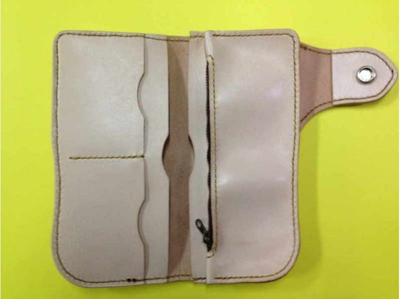[Hyogo, Amagasaki] Recommended as a gift! Choose your own piece with this "Authentic Leather Craft Experience Course" - 2 minutes walk from the station ☆ Groups welcome ♪♪の紹介画像