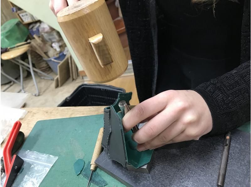 [Hyogo, Amagasaki] Recommended as a gift! Choose your own piece with this "Authentic Leather Craft Experience Course" - 2 minutes walk from the station ☆ Groups welcome ♪♪の紹介画像