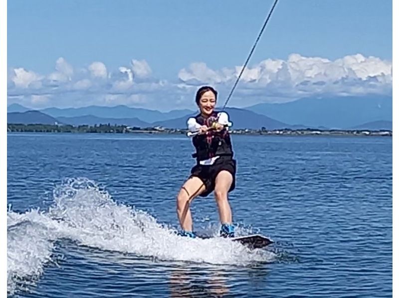 [Wakeboarding experience] Plan for beginners only! About 15 minutes x 1 set ★ Let's try it! Image gift ♬ ~ Shiga, Lake Biwa ~の紹介画像