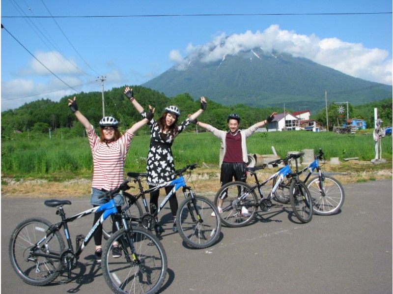 ニセコアクティビティ　夏におすすめ　サイクリング　農道　ノスタルジック　羊蹄山　北海道ライオンアドベンチャー(Hokkaido