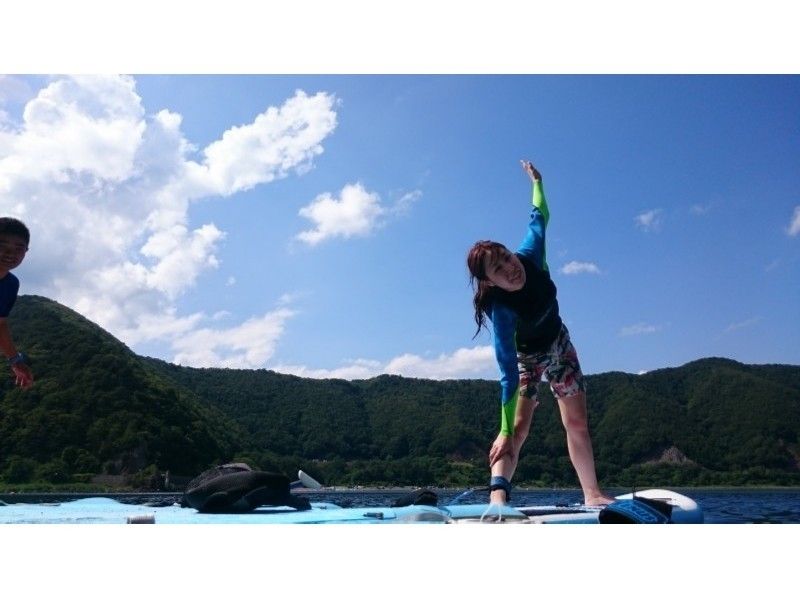 [在富士山前的Sap瑜伽體驗康復]（SUP瑜伽，站立槳板瑜伽）の紹介画像