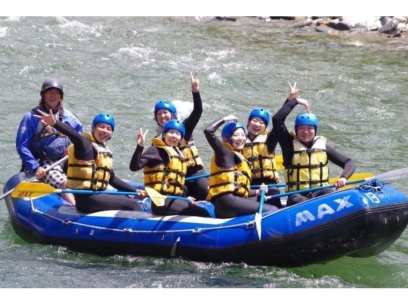 Spring only! Torrent degree MAX! [Minakami / Rafting 1-day tour] Enjoy the super long course