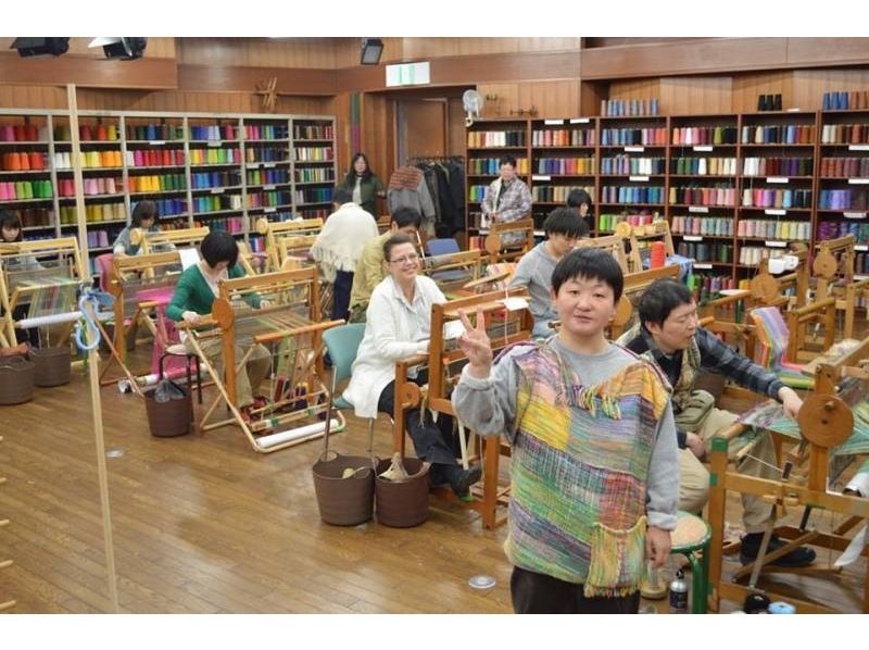 【大阪・北区】子どもから大人まで楽しく手織り体験！ストールorテーブルセンターを作ろうの紹介画像