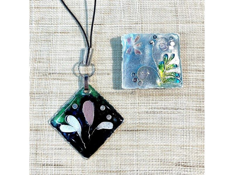 [Kyoto/Higashiyama] Experience Kyoto's traditional craft "Kyo Cloisonné"! Let's make pendants and brooches! (Discount available for high school students)の紹介画像