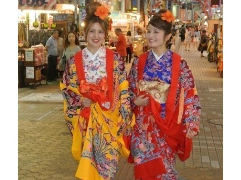 [Okinawa Naha] Ryuso Rental"Churasan walk 3 hours course" Stroll in the splendid Ryuso! OK on the On the day!の紹介画像