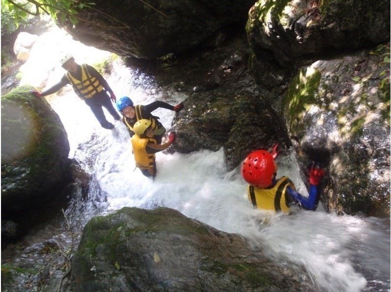 [Adventure in Tama River, Tokyo! 】Exhilarating shower climbing tour with photo data ☆の紹介画像
