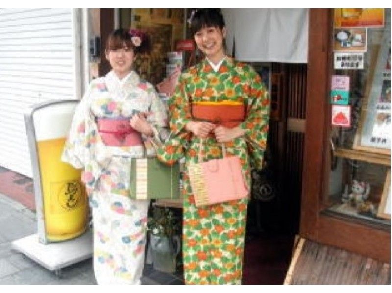 [Kyoto/ Kamikyo Ward] Walking around the city of Kyoto elegantly! Dressing &Rental"with hamburger set lunch" free hair set availableの紹介画像