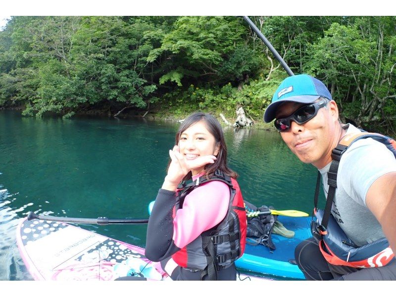 【北海道・札幌　SUP】水質11年連続日本一支笏湖の湖面をクルージング！SUP体験（半日コース）SIJ公認スクールの紹介画像