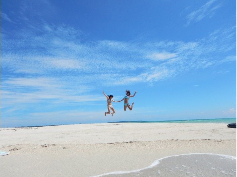 【오키나와 미야코지마】유니노하마 환상의 모래사장 상륙투어の紹介画像