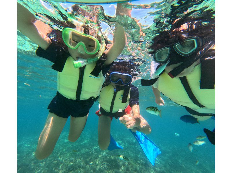 【沖縄・備瀬】一組限定！カヤック＆シュノーケリング体験（120分）の紹介画像