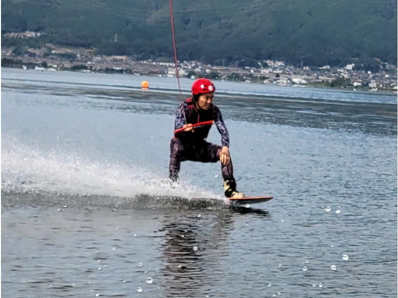 [Wakeboarding] For those with 4 or more experiences! ★I want to improve! Level-up plan! Plenty of time! 15 minutes x 2 sets! ~ Lake Biwa, Shiga ~の紹介画像