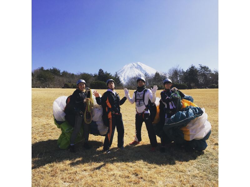 【静岡・朝霧高原・富士山・パラグライダー】一人で挑戦する。遊ぶように学び、学ぶように遊ぶ。澄んだ空で楽しくアップデート！の紹介画像