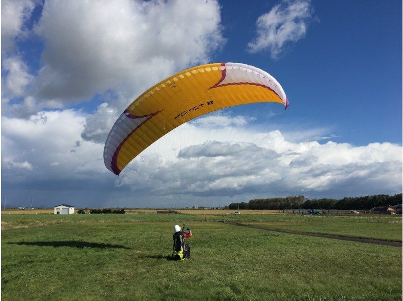 【静岡・朝霧高原・富士山・パラグライダー】一人で挑戦する。遊ぶように学び、学ぶように遊ぶ。澄んだ空で楽しくアップデート！の紹介画像