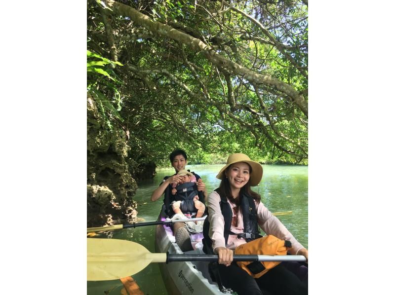 [Okinawa, Ishigaki Island] "Super Summer Sale 2024" with commemorative photos ☆ Relax and take it easy! Mangrove Kayaking (90-minute course)の紹介画像