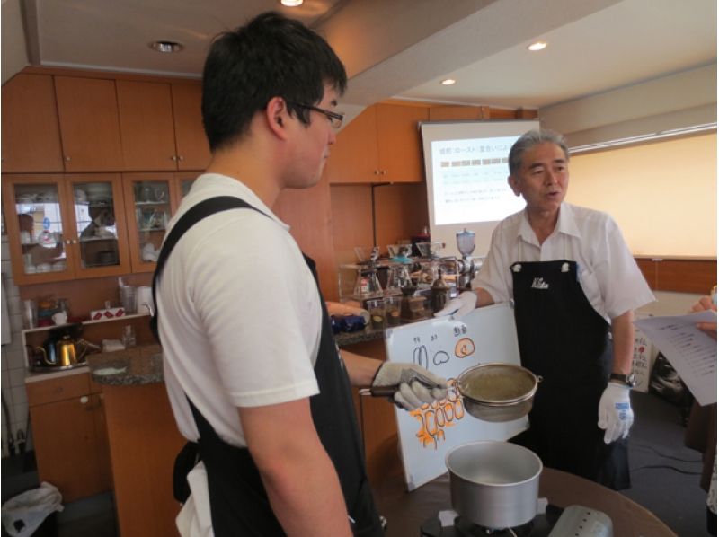 [โตเกียวAsakusa] คนรักกาแฟต้องดู! ห้องเรียนคั่วกาแฟที่คุณสามารถเรียนรู้วิธีการย่างและหยดตัวเองจากมืออาชีพ "の紹介画像