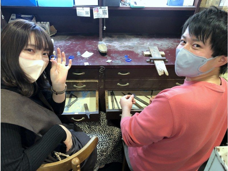 【愛知・名古屋】駅から徒歩1分！デートにおすすめ！自分たちで作るペアリング＆ペアペンダント(WAXプラン)の紹介画像