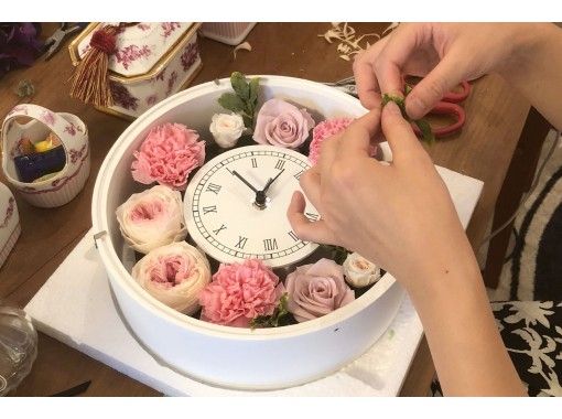 東京 日本橋 プリザーブドフラワーで素敵にアレンジ 花時計 手ぶらでok 水天宮前駅から徒歩5分 アクティビティジャパン 東京 日本橋 プリザーブドフラワーで素敵にアレンジ 花時計 手ぶらでok 水天宮前駅から徒歩5分 アクティビティジャパン