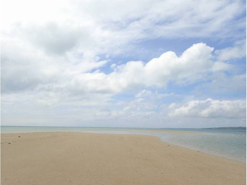 [冲绳-宫古岛]初学者可以。在海滩散步，在海滩上散步，在幽暗的白色沙滩上登陆！ [SUP巡游船]の紹介画像