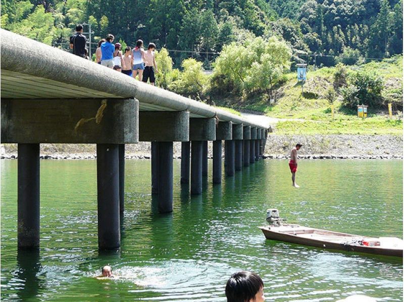 高知 四万十川ラフティング 体験料金 開催時期 子供は何歳から Etc 日本最後の清流の川下りツアーを徹底特集 アクティビティジャパン