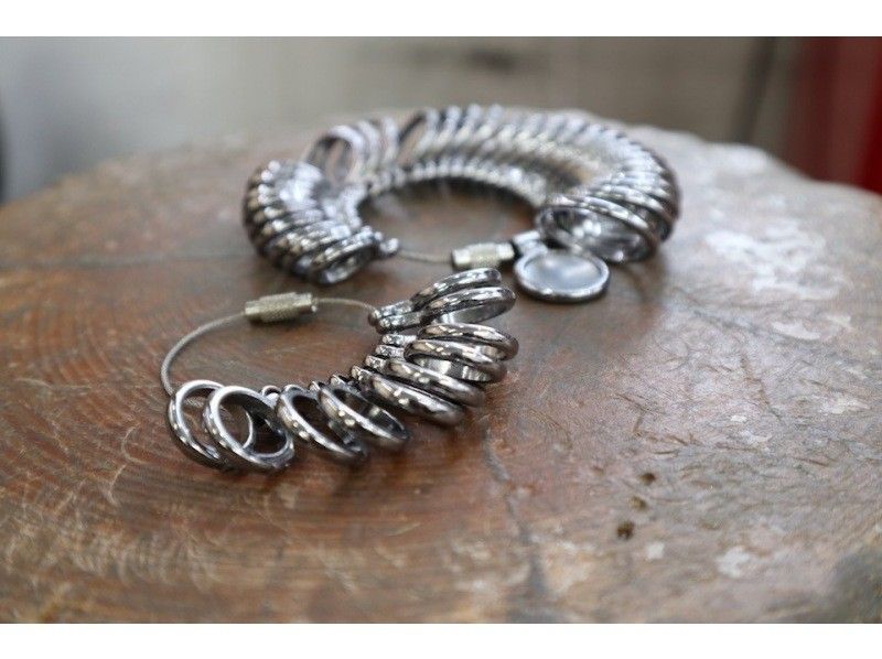 【愛知・名古屋】栄駅徒歩5分！思い出も未来も二人で形に！ペアリング、ペアネックレス作り！材料費込み（120分）の紹介画像