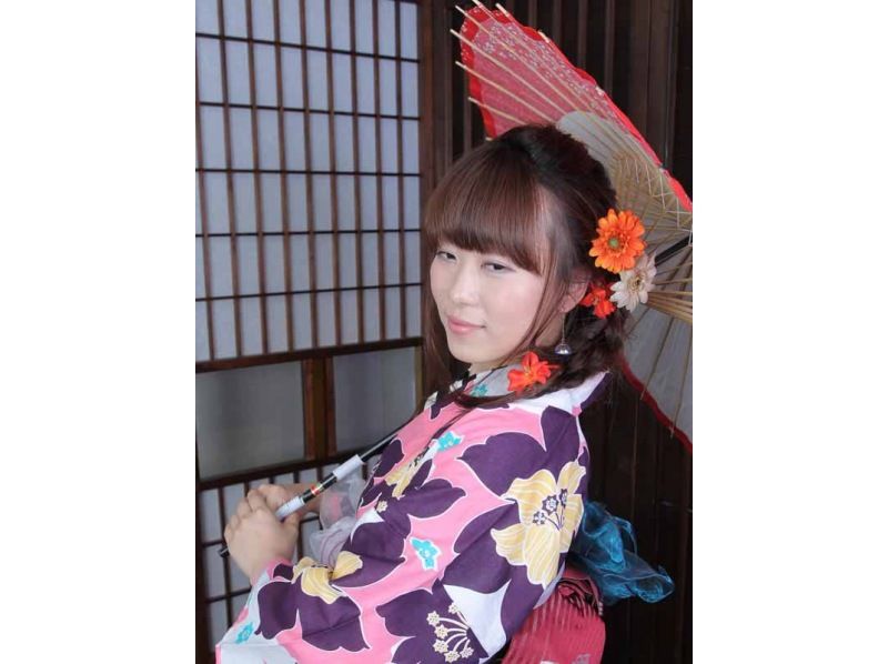 [Tokyo, Shinjuku] Yukata rental "Going out in a women's yukata plan" Includes dressing and hair styling. Just a short walk from Shinjuku 3-chome Station. Come empty-handed!の紹介画像