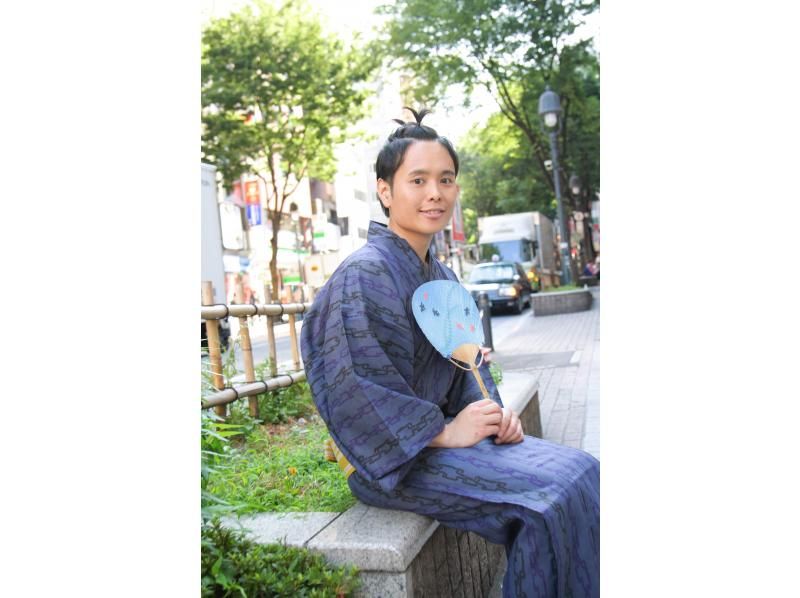 [Tokyo, Shinjuku] Yukata rental "Yukata date plan" Recommended for couples going to the fireworks festival! Dressing and hair styling for women included, just a short walk from the station, empty-handed!の紹介画像