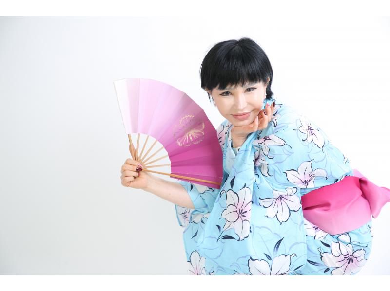 [Tokyo, Shinjuku] Yukata rental "Yukata date plan" Recommended for couples going to the fireworks festival! Dressing and hair styling for women included, just a short walk from the station, empty-handed!の紹介画像