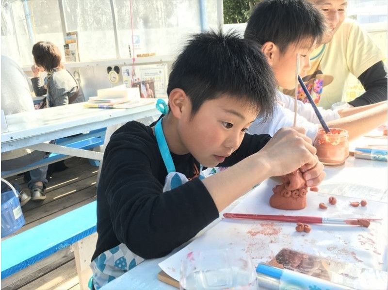 从可以在当天带回来的粘土冲绳风狮子制作经验[Churaumi水族馆最近1分钟和Kouri岛附近]可爱的Sisa专卖店の紹介画像