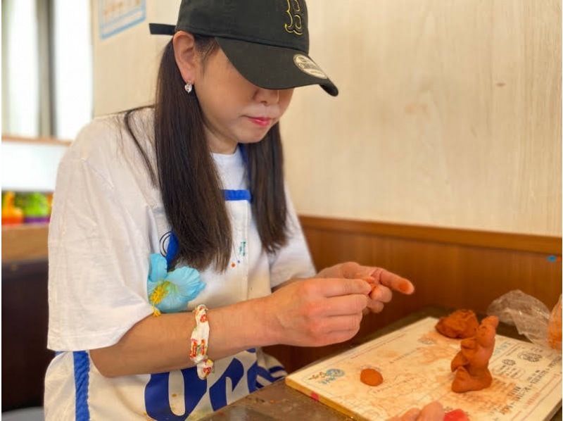 【沖縄・本部】粘土からシーサー作り体験！　美ら海水族館まで1分！当日持ち帰れる！スタッフがレクチャー♪の紹介画像